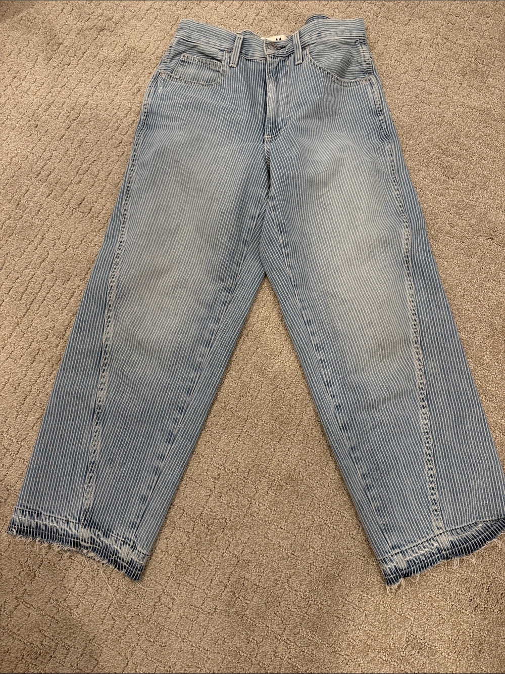 AMO jeans - Picture 2 of 5